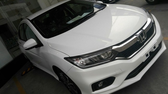 Giá xe Honda City 1.5 CVT 2018 chỉ 140tr nhận xe, KM Sốc