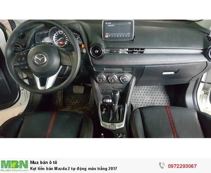 Kẹt tiền bán Mazda 2 tự động màu trắng 2017