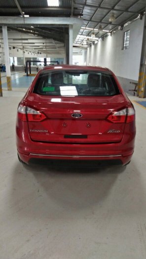 Ford Fiesta 2018 khuyến mãi hấp dẫn tháng 4