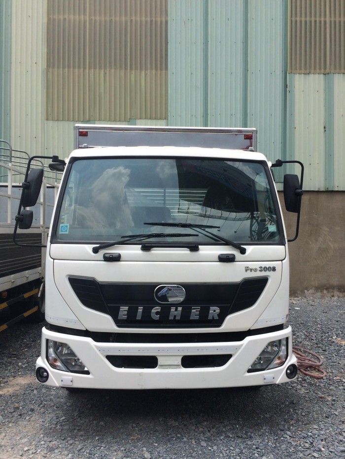 Xe tải thùng kín 5 tấn Eicher Pro 3008 nhập khẩu từ Ấn Độ mới 100%