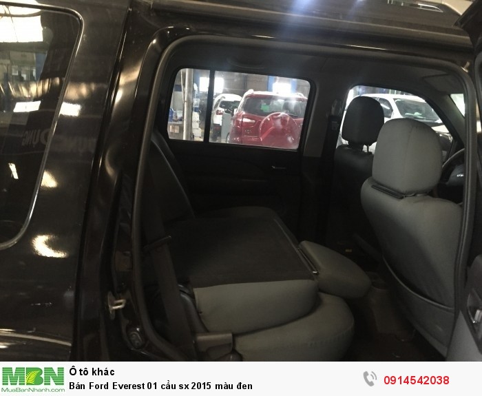 Bán Ford Everest 01 cầu sx 2015 màu đen