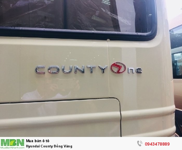 Hyundai County Đồng Vàng