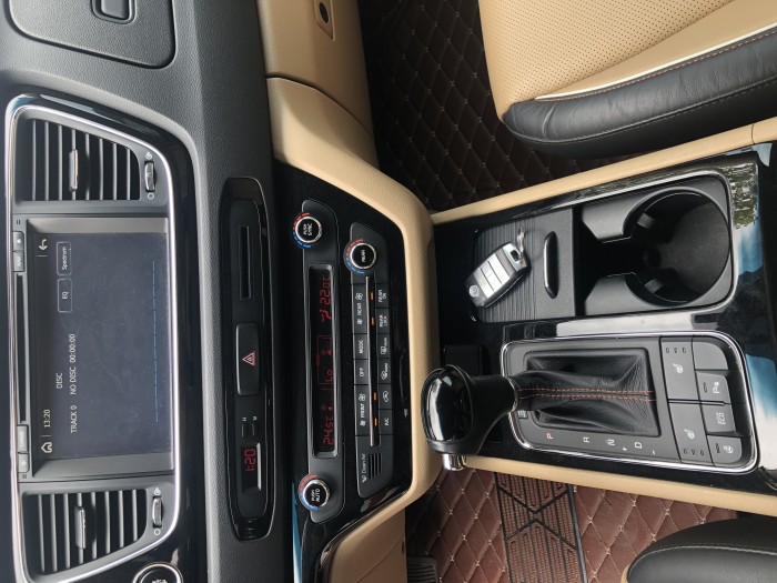 Bán Kia Sedona 3.3 GATH 2016 chính chủ, rất mới