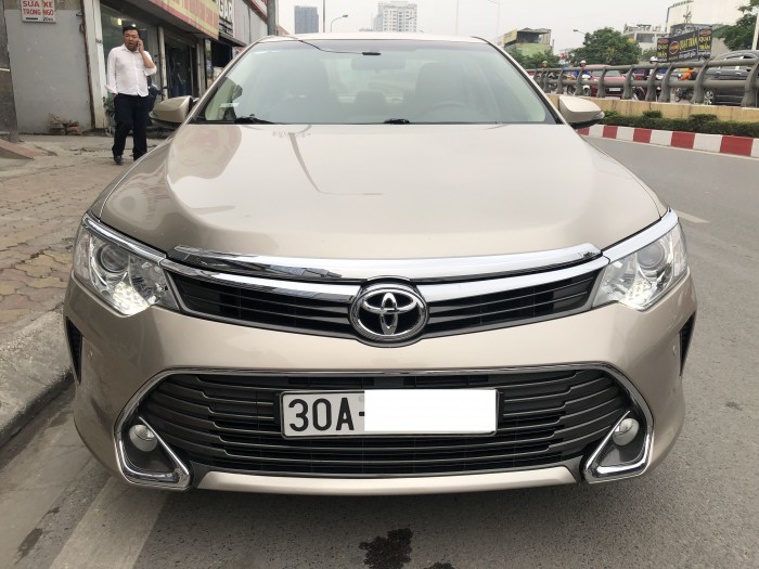 Bán Toyota Camry 2.5G 2016, chính chủ biển đẹp