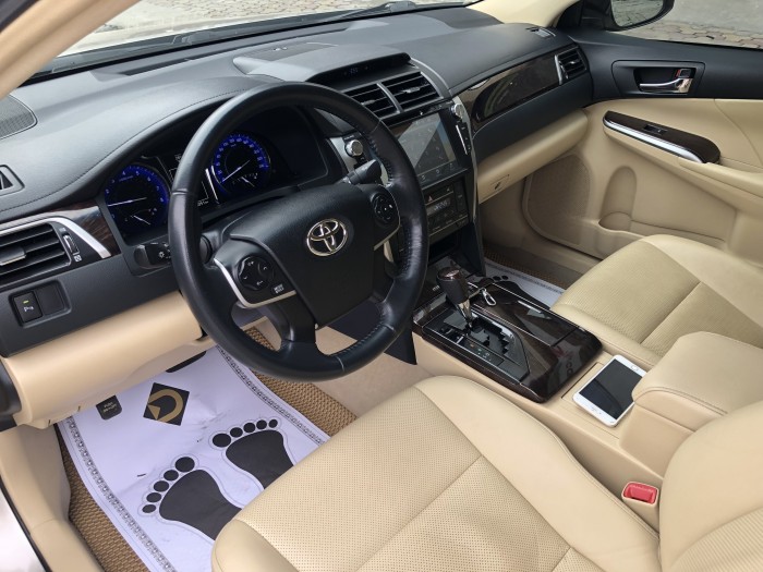 Bán Toyota Camry 2.5G 2016, chính chủ biển đẹp