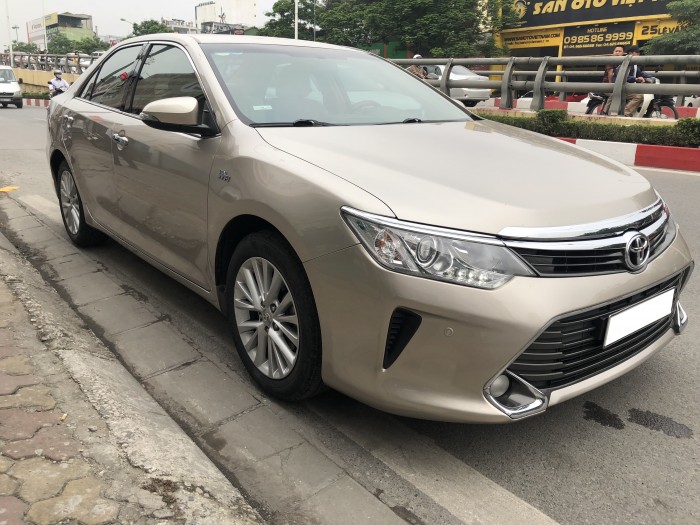 Bán Toyota Camry 2.5G 2016, chính chủ biển đẹp