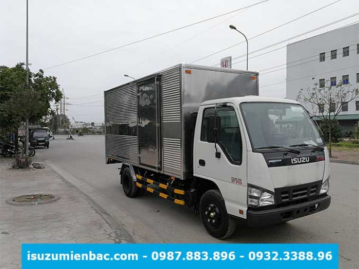 Xe tải Isuzu 1,9 tấn euro 4 giá tốt nhất Miền Bắc