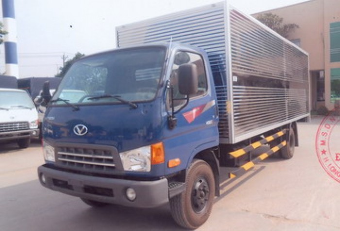 Xe tải Hyundai HD120SL thùng kín