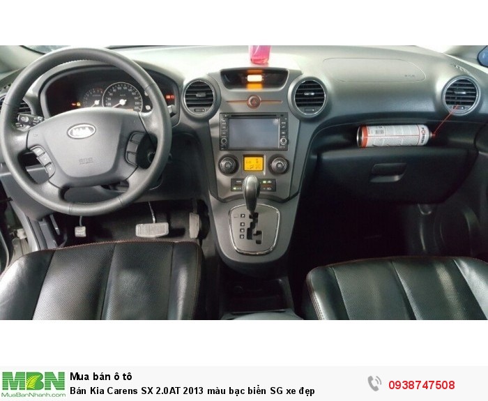 Bán Kia Carens SX 2.0AT 2013 màu bạc biển SG xe đẹp