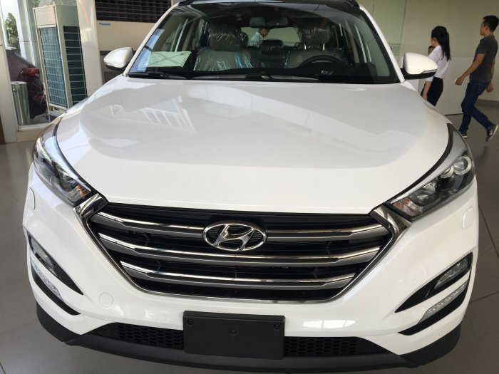 Hyundai Tucson 2018 màu trắng full option