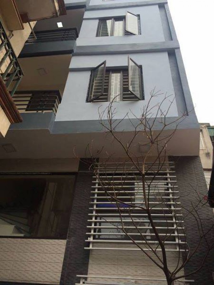 Nhà phố Nguyễn Hữu Thọ, kinh doanh sầm uất, DT 48m2* 4 tầng,