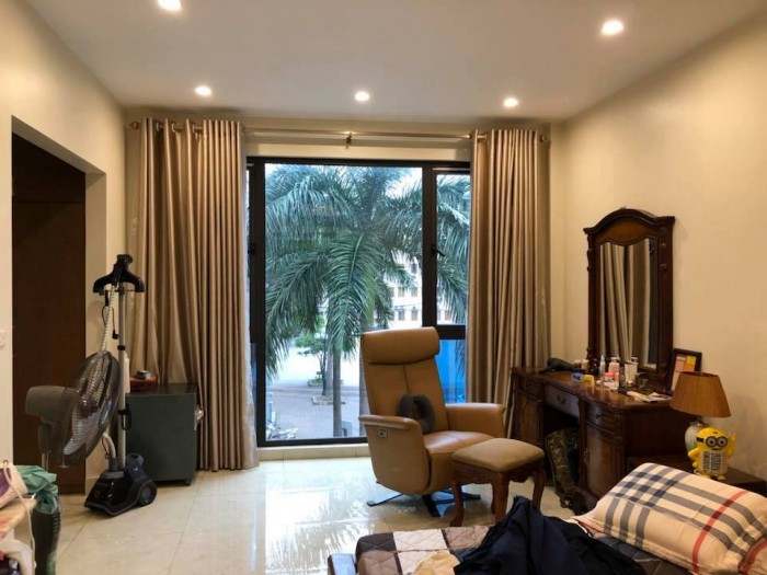 Bán nhà phố Nguyễn Chí Thanh Đống Đa mặt tiền 7m, 5 tầng, 45m2