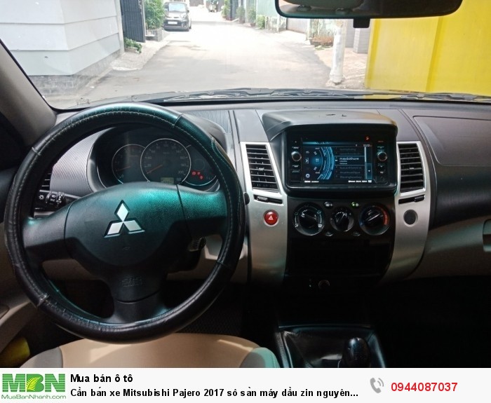 Cần bán xe Mitsubishi Pajero 2017 sô sàn máy dầu zin nguyên bản luôn
