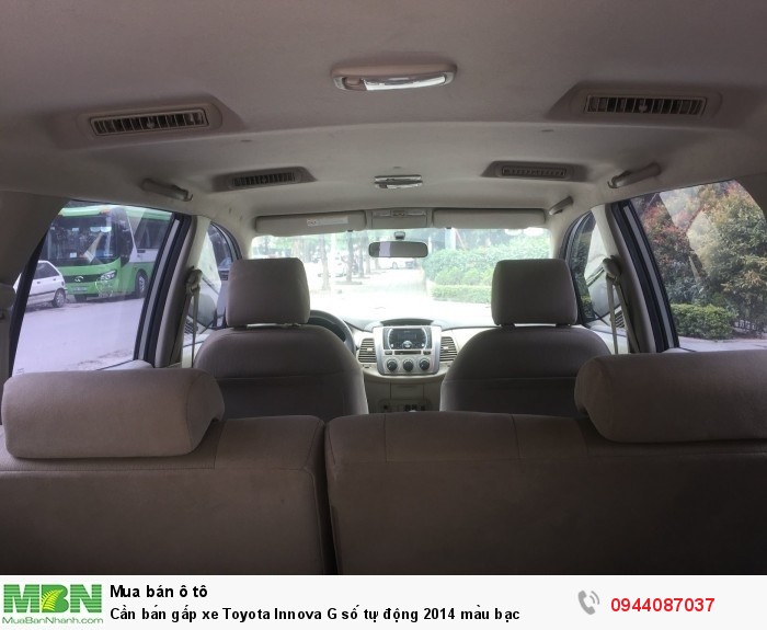 Cần bán gấp xe Toyota Innova G số tự động 2014 màu bạc