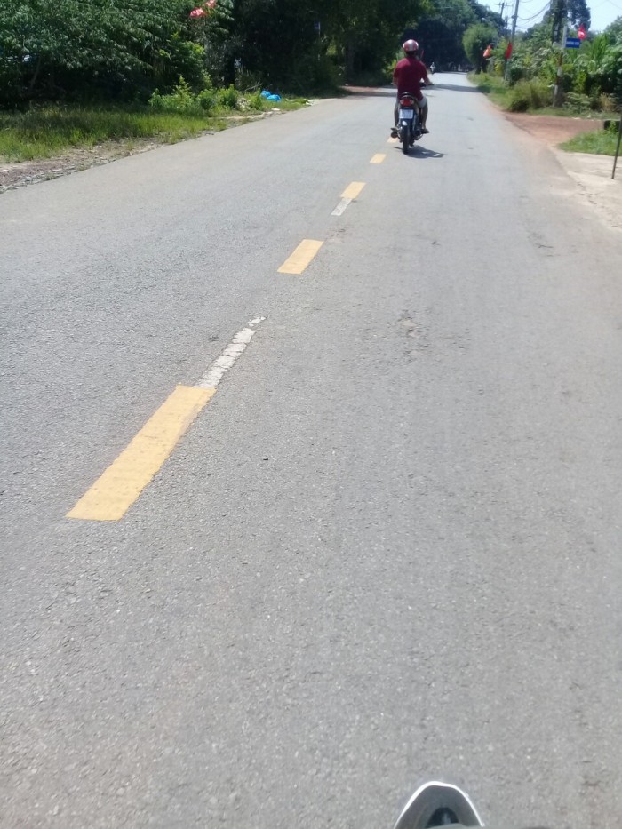 Đất nền: 20 x 45m