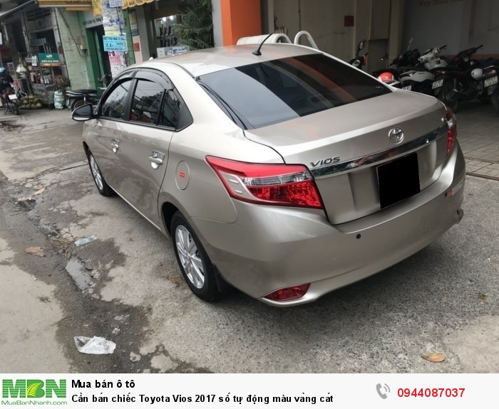 Cần bán chiếc Toyota Vios 2017 số tự động màu vàng cát