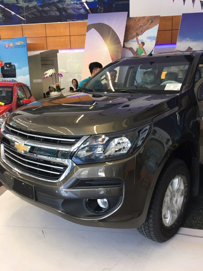Xe Chevrolet Colorado 2.8 LTZ Pickup Nhập khẩu Thailand