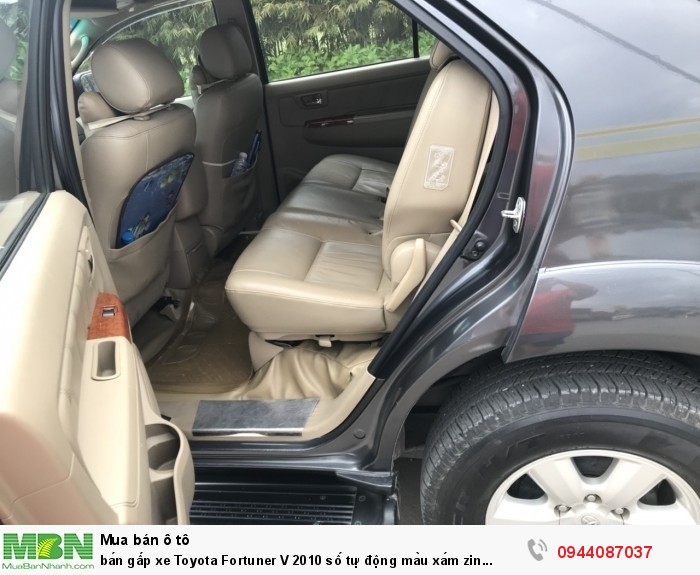 bán gấp xe Toyota Fortuner V 2010 số tự động màu xám zin cọp