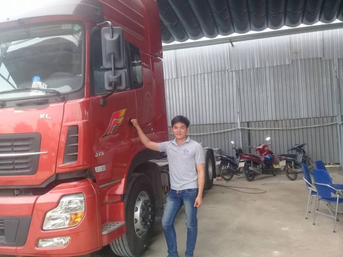 Đầu kéo dongfeng 375 giảm giá kịch sàn