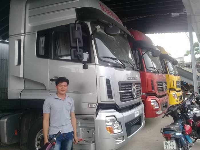 Đầu kéo dongfeng 375 giảm giá kịch sàn