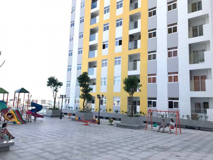 Cần bán gấp căn hộ City Gate Towers, 2 phòng ngủ 73m2 1,8 tỷ view hồ bơi.