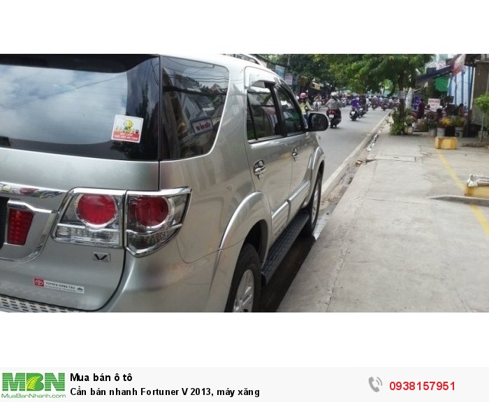 Cần bán nhanh Fortuner V 2013, máy xăng
