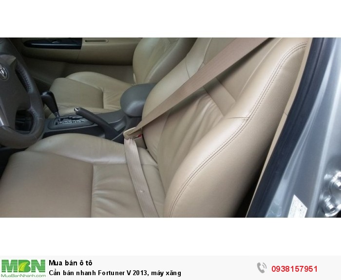 Cần bán nhanh Fortuner V 2013, máy xăng