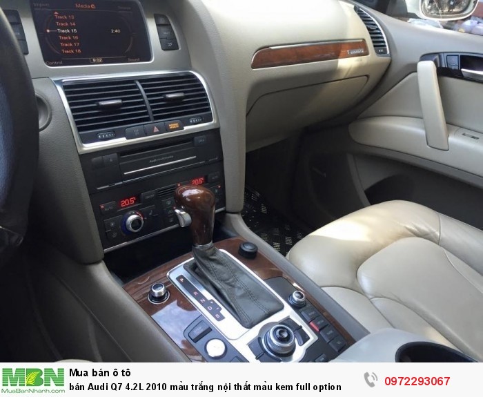 Bán Audi Q7 4.2L 2010 màu trắng nội thất màu kem full option