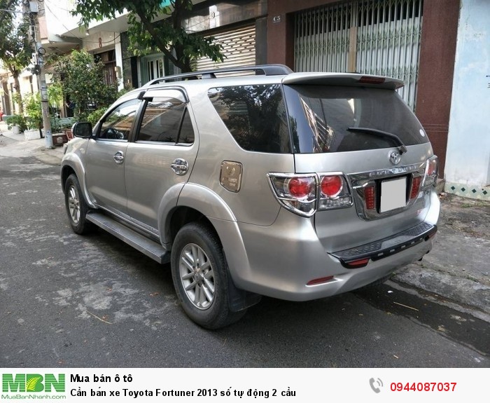 Cần bán xe Toyota Fortuner 2013 số tự động 2 cầu