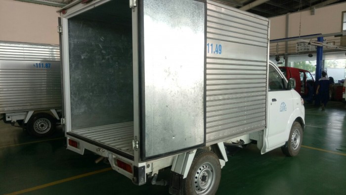 Bán xe tải Suzuki 7 tạ thùng kín xe siêu lướt