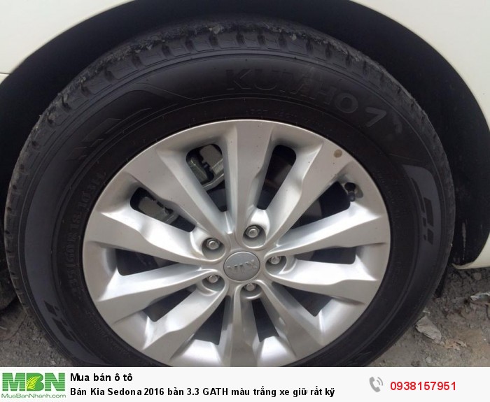 Bán Kia Sedona 2016 bản 3.3 GATH màu trắng xe giữ rất kỹ