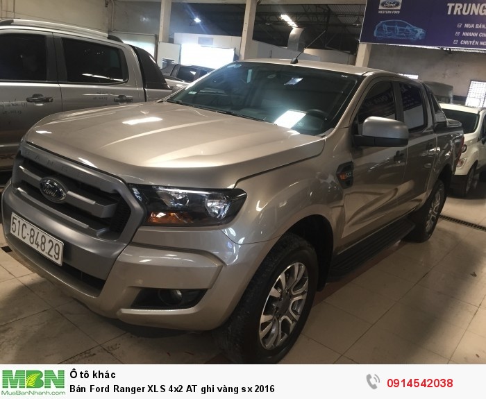 Bán Ford Ranger XLS 4x2 AT ghi vàng sx 2016