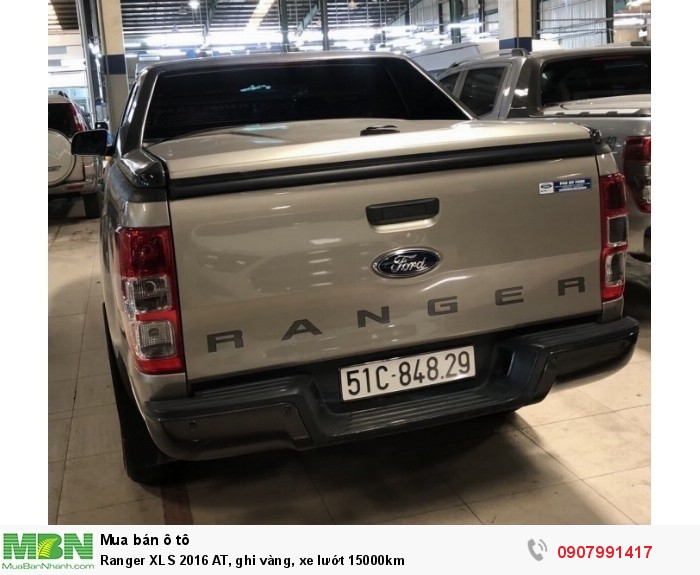 Ranger XLS 2016 AT, ghi vàng, xe lướt 15000km