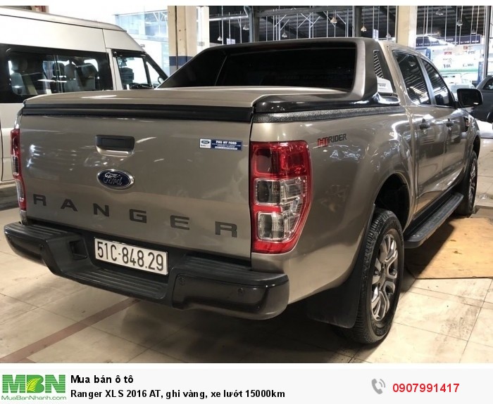 Ranger XLS 2016 AT, ghi vàng, xe lướt 15000km