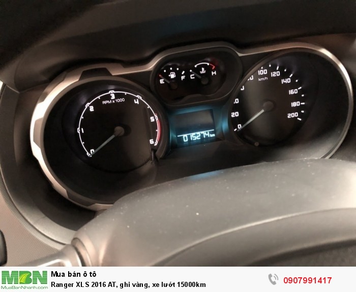 Ranger XLS 2016 AT, ghi vàng, xe lướt 15000km