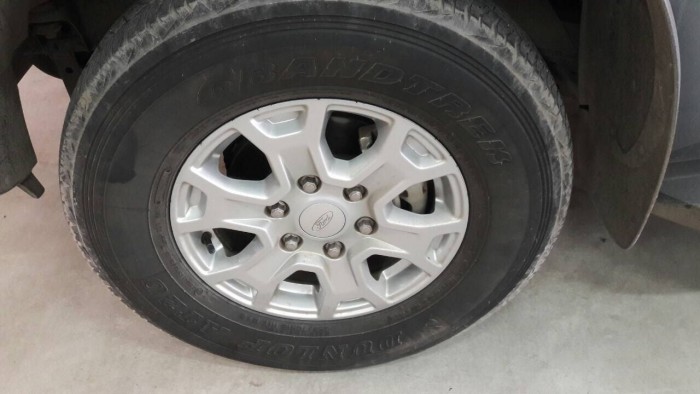 Ranger XLS 2016 AT Odo 40.000km, màu xanh thiên thanh