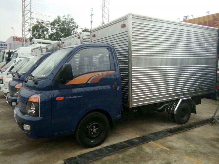 HYUNDAI H150 ĐỜI 2018 1450KG