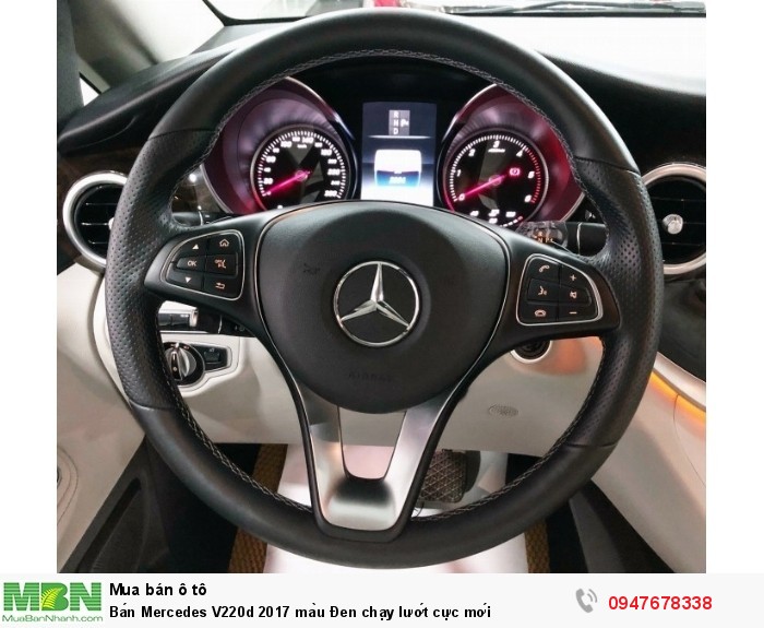Bán Mercedes V220d 2017 màu Đen chạy lướt cực mới