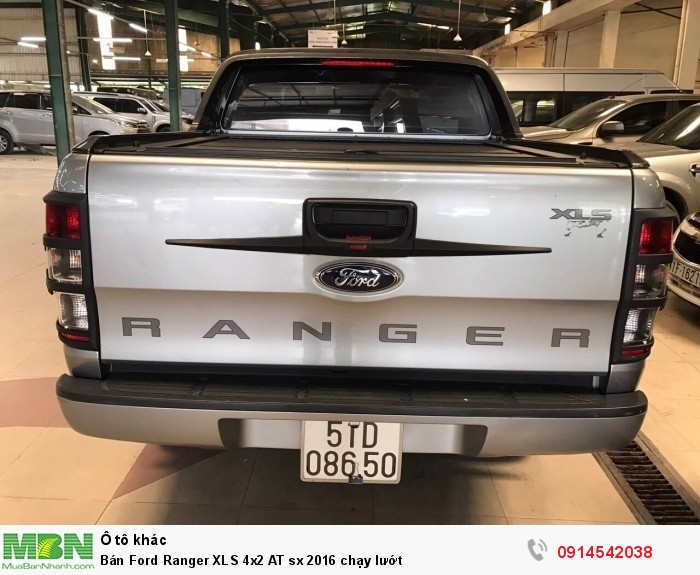 Bán Ford Ranger XLS 4x2 AT sx 2016 chạy lướt