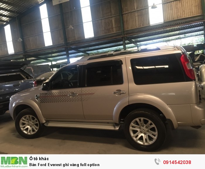 Bán Ford Everest ghi vàng full option