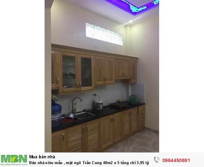 Bán nhà siêu mẫu , mặt ngõ Trần Cung 40m2 x 5 tầng chỉ 3,95 tỷ