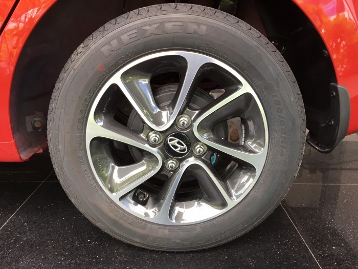 Hyundai Grand i10 1.0AT