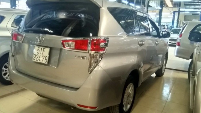 Innova 2.0E 2016, số sàn, xe đi 41.000km, xe cá nhân, màu bạc