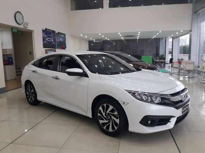 Honda Civic 1.8E 2018 Nhập Khẩu Thái Lan