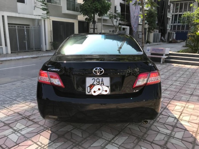 Toyota Camry 2.5 LE. Sản xuất 2010,đk 2011, màu đen, nhập Mỹ.