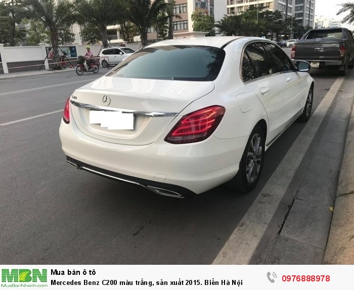 Mercedes Benz C200 màu trắng, sản xuất 2015. Biển Hà Nội