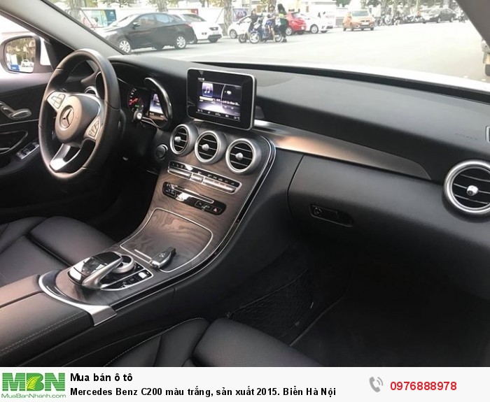 Mercedes Benz C200 màu trắng, sản xuất 2015. Biển Hà Nội