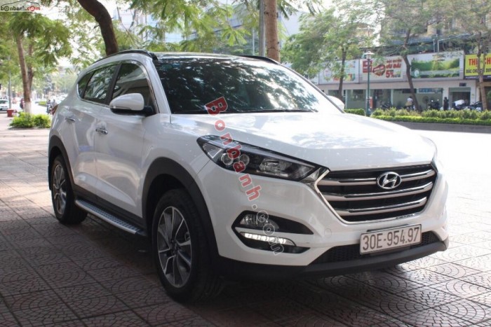 Tucson nhập khẩu sx 2017