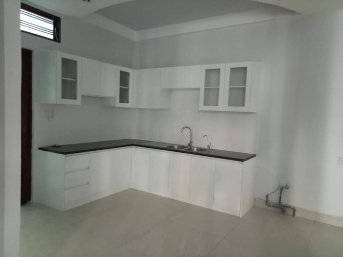 Bán nhà đẹp Đất Thánh, 75m2, ngang 6m