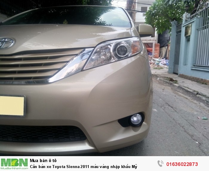 Cần bán xe Toyota Sienna 2011 màu vàng nhập khẩu Mỹ